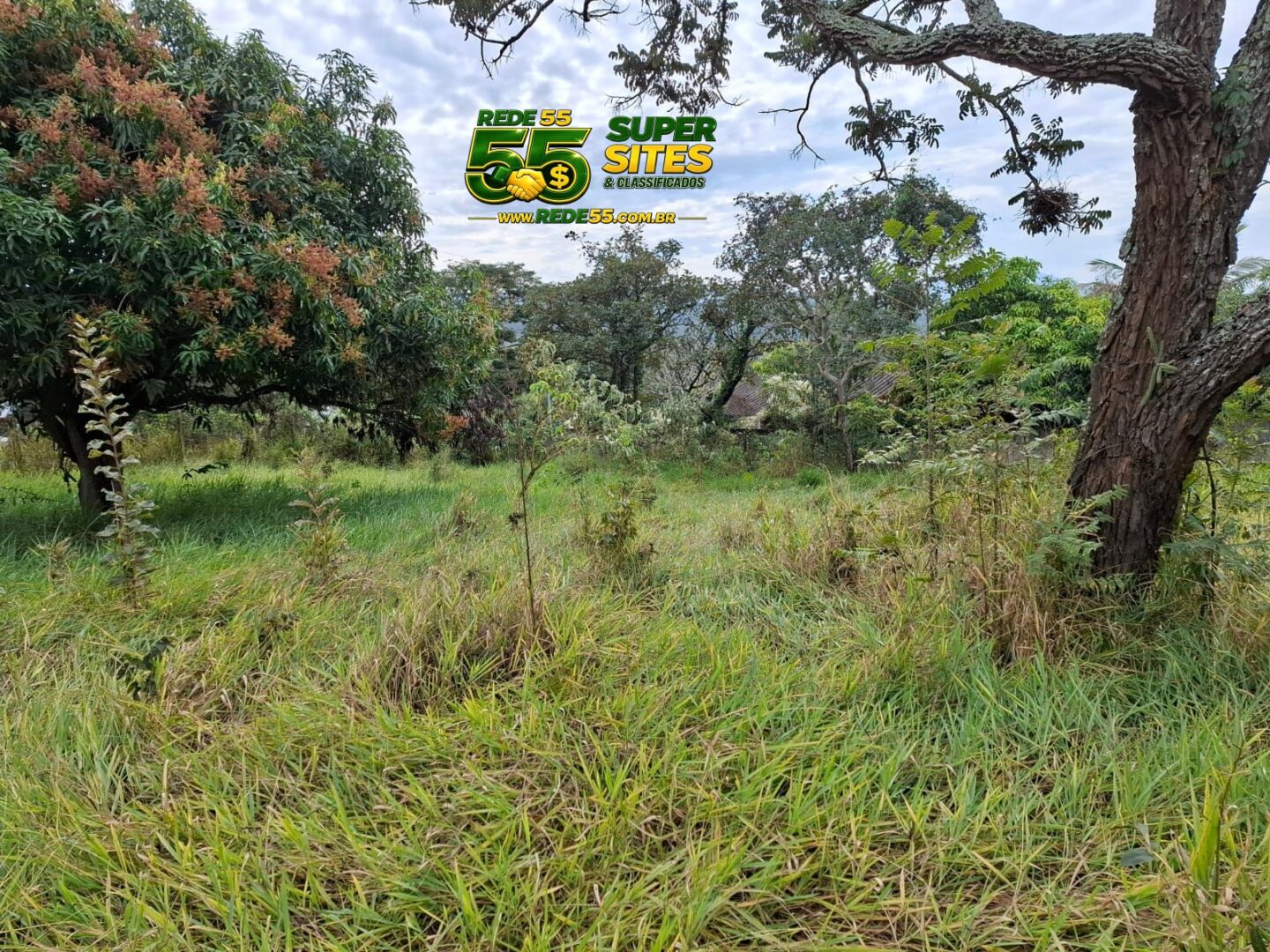 Vende-se Lote – 1.100 m² – Bairro Chácaras Belo Horizonte – Divinópolis/MG