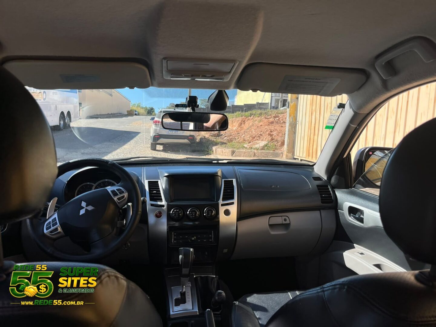 Mitsubishi Pajero Dakar HPE 3.2 Turbo Diesel 4×4 Automática – 2016
