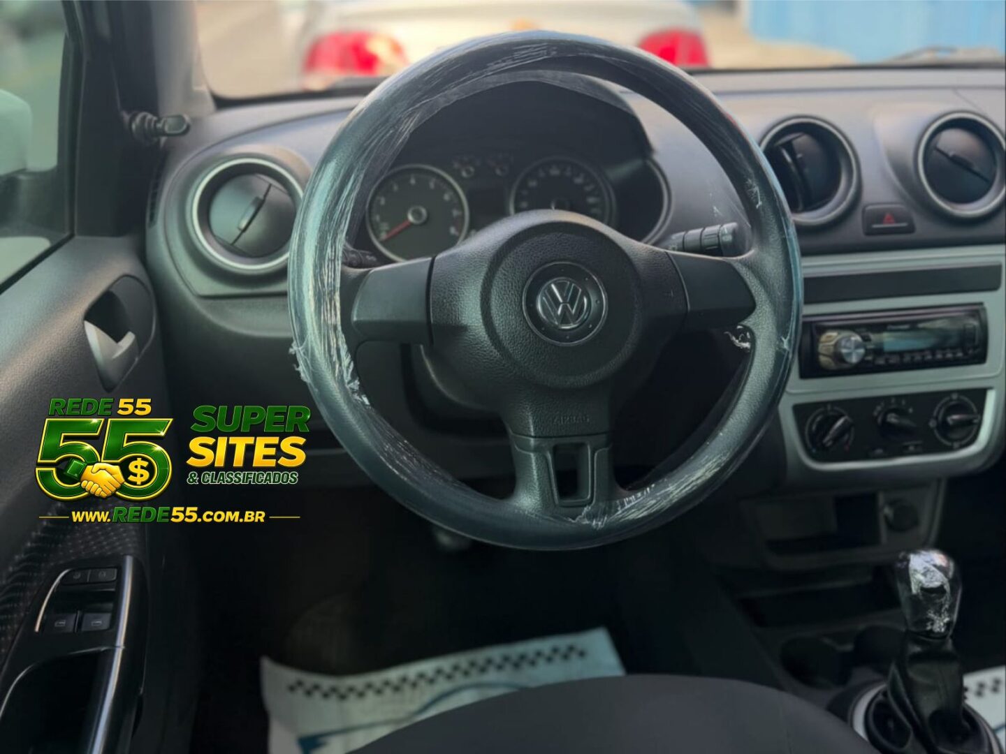 Volkswagen Voyage 1.6 Comfortline 2015